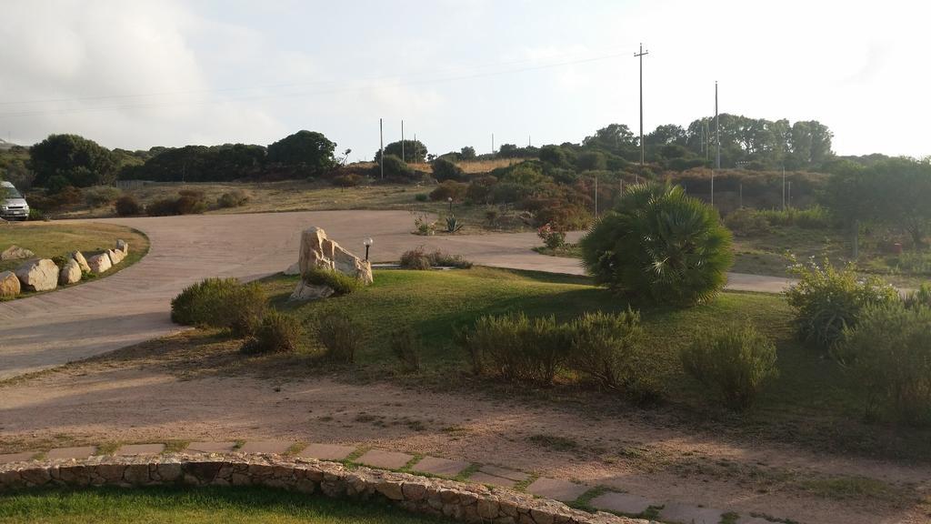 Hotel Ristorante La Tana Di Li Mazzoni Trinita d'Agultu e Vignola Exterior foto
